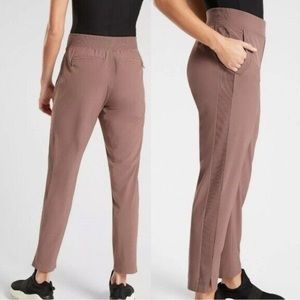 Athleta Brooklyn Ankle Pants Size 12 Lightweight Athletic
